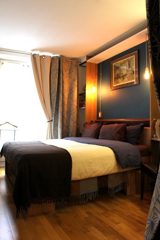 Private Room In A Parisian Homestay! - Close To It All! Номер фото